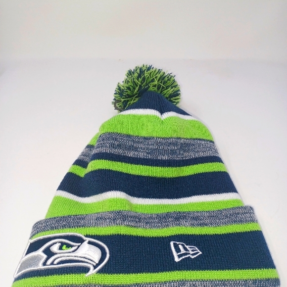 Seattle Seahawks Beanie - Picture 2 of 4